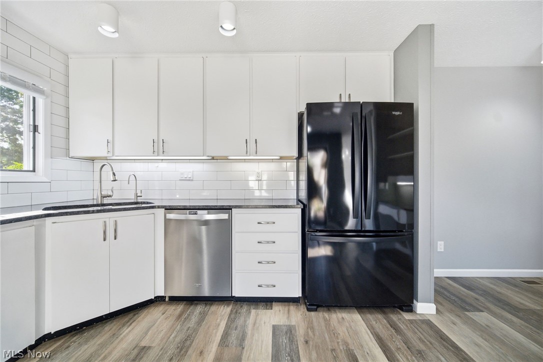 21600 Oak Bark Trail Strongsville OH 44149