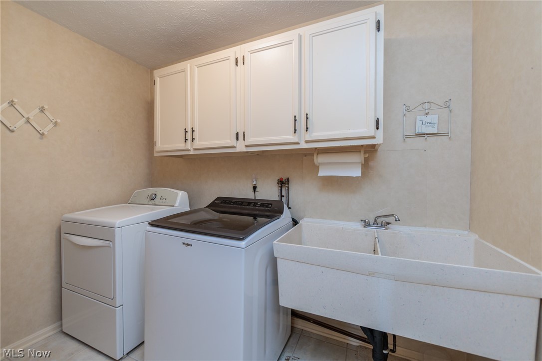 3703 Bradfords Gate Rocky River OH 44116