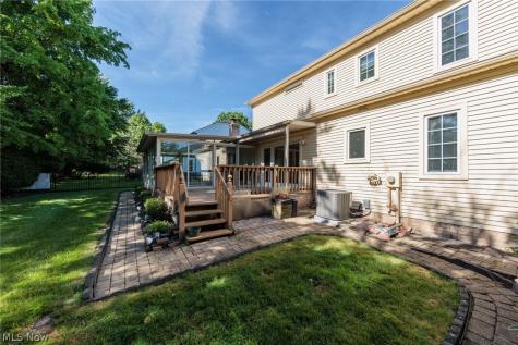 3703 Bradfords Gate Rocky River OH 44116