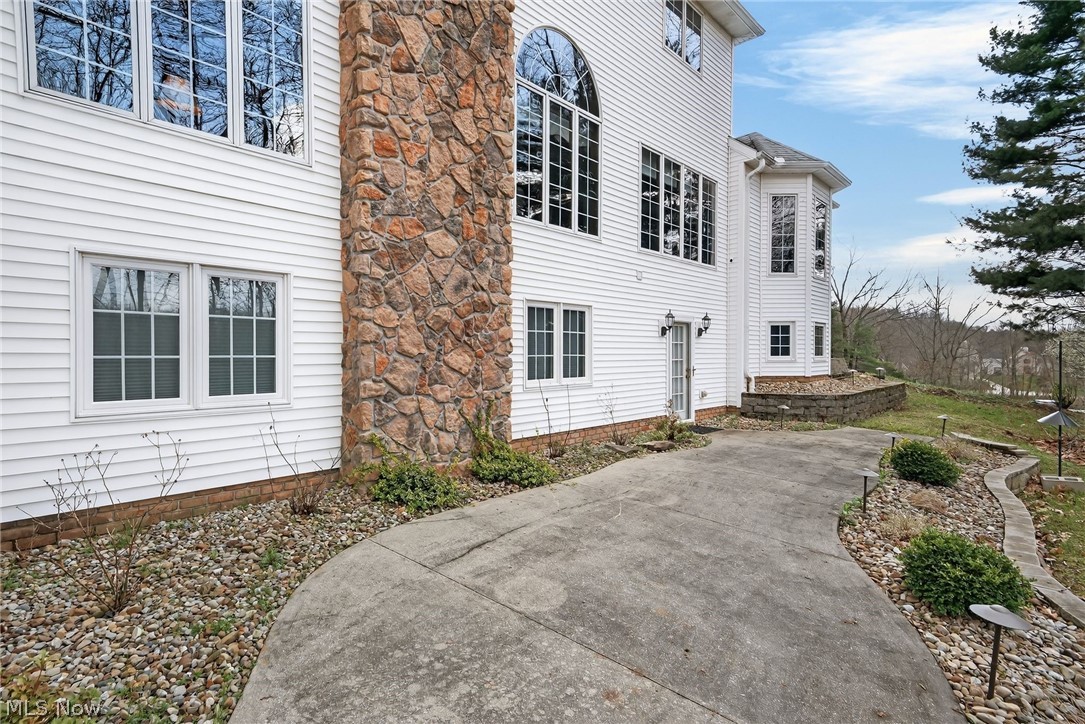 5502 Deer Pines Drive Clinton OH 44216