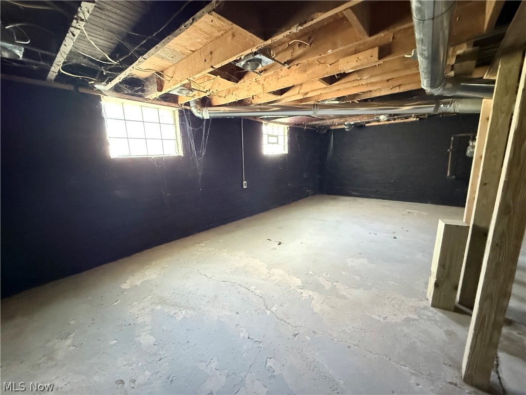 11617 Ely Avenue Cleveland OH 44120