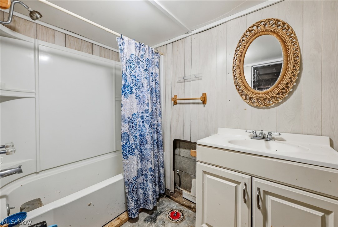 1436 Andrew Avenue Salem OH 44460