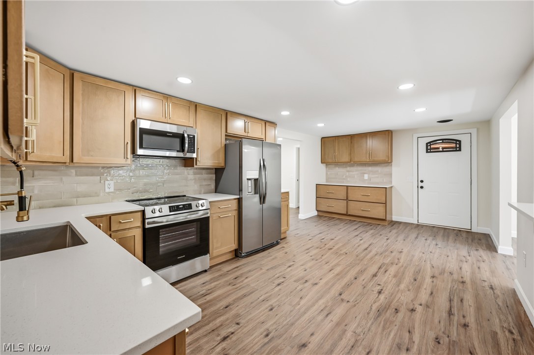 5423 Thompson Clark Road Bristolville OH 44402