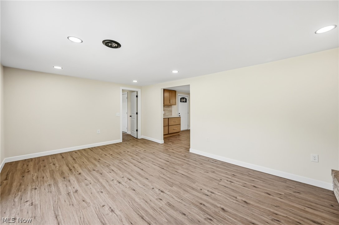 5423 Thompson Clark Road Bristolville OH 44402