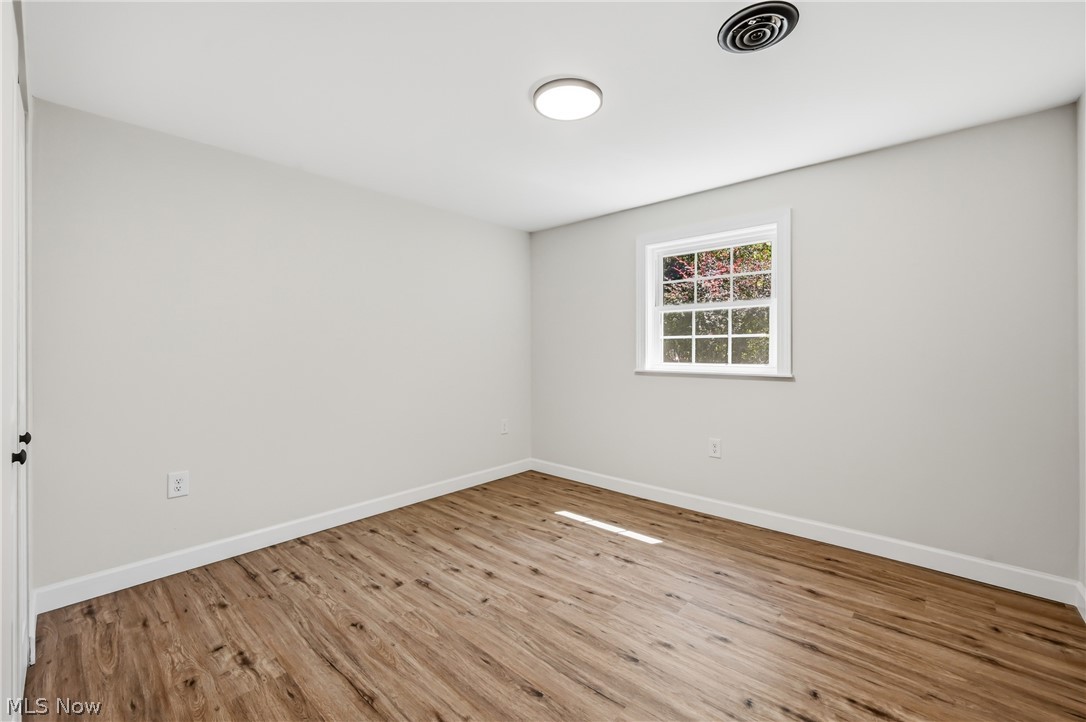 5423 Thompson Clark Road Bristolville OH 44402