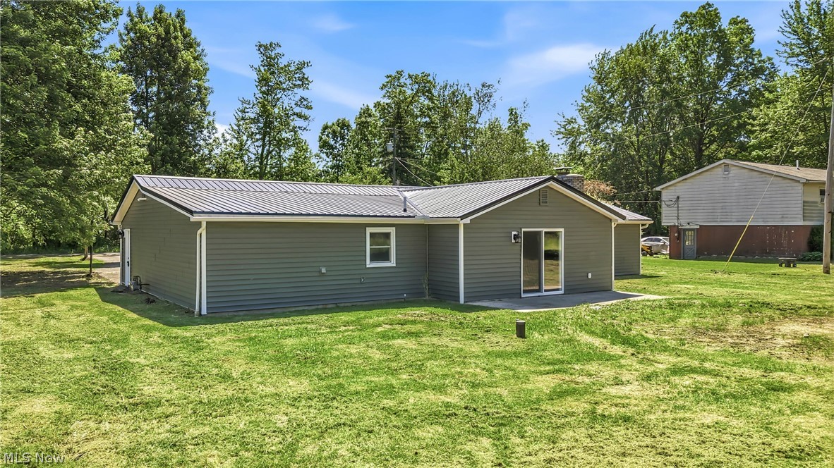 5423 Thompson Clark Road Bristolville OH 44402