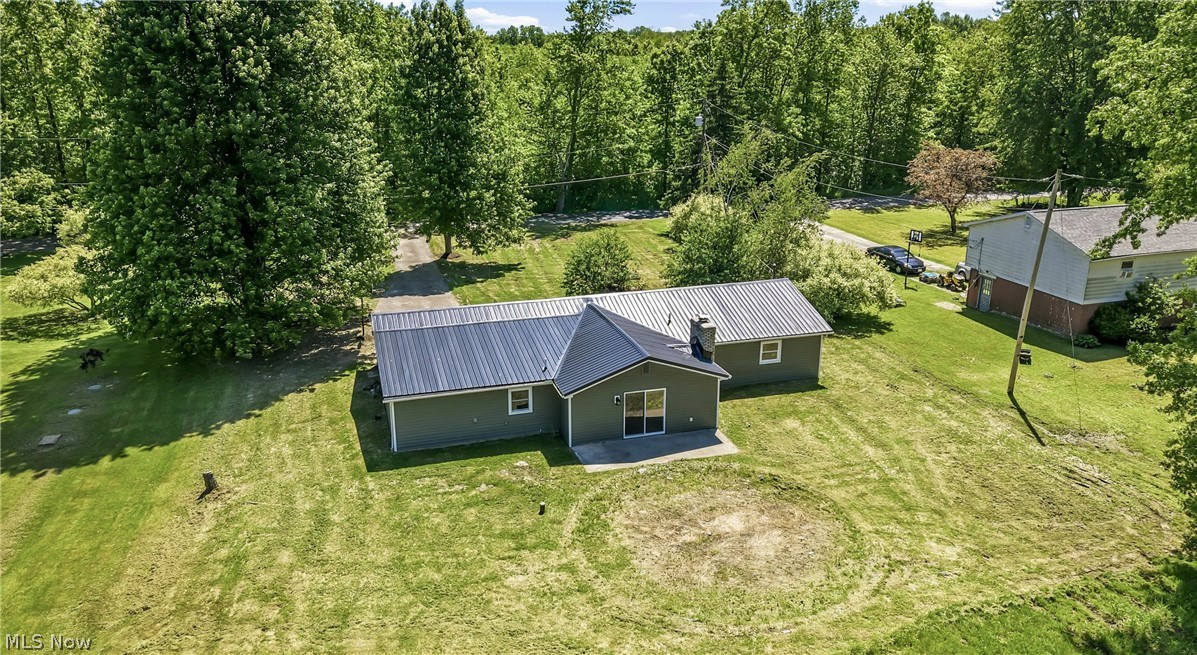 5423 Thompson Clark Road Bristolville OH 44402
