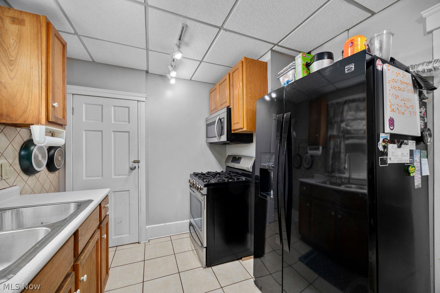 148 Clinton Avenue Elyria OH 44035