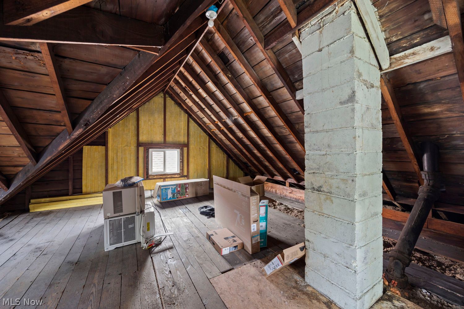 148 Clinton Avenue Elyria OH 44035