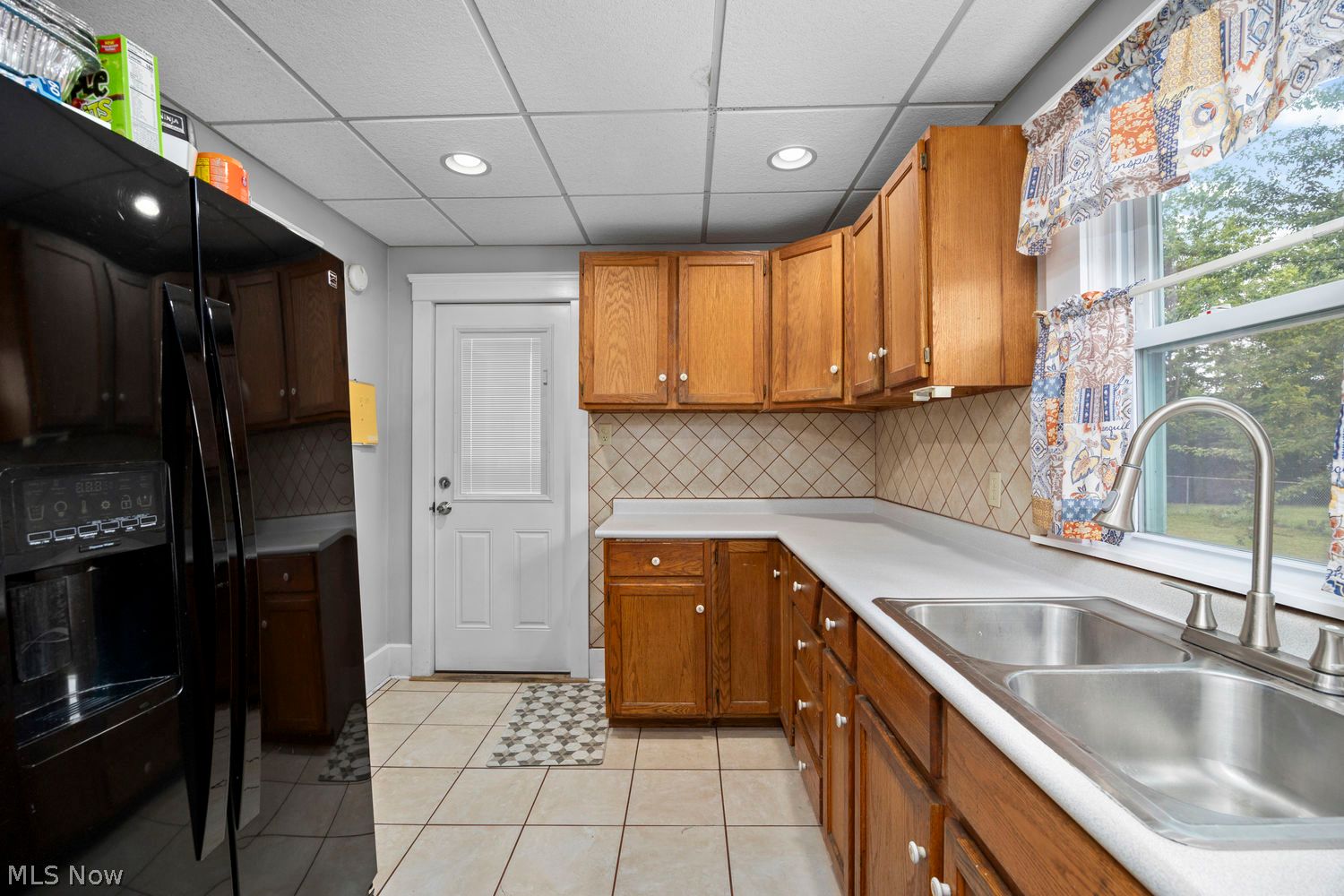148 Clinton Avenue Elyria OH 44035