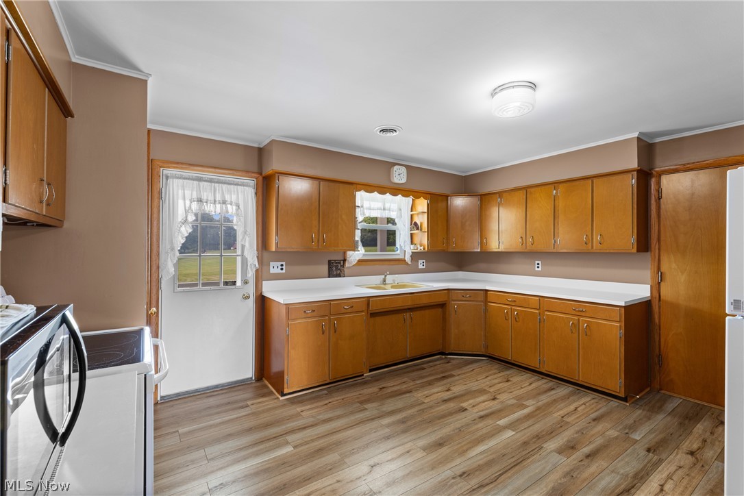 608 South Street Hopedale OH 43976