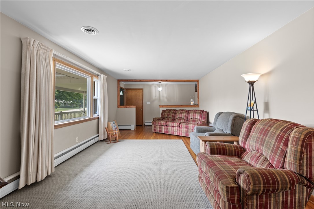 608 South Street Hopedale OH 43976