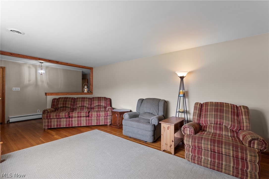608 South Street Hopedale OH 43976