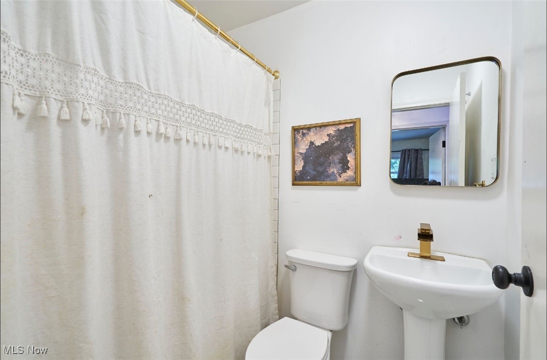 635 N Hawkins Avenue Akron OH 44313