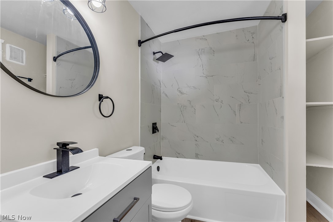 4915 E 88th Street Garfield Heights OH 44125
