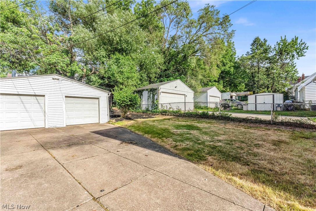 4915 E 88th Street Garfield Heights OH 44125