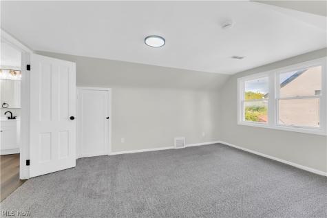 13307 Grannis Road Garfield Heights OH 44125