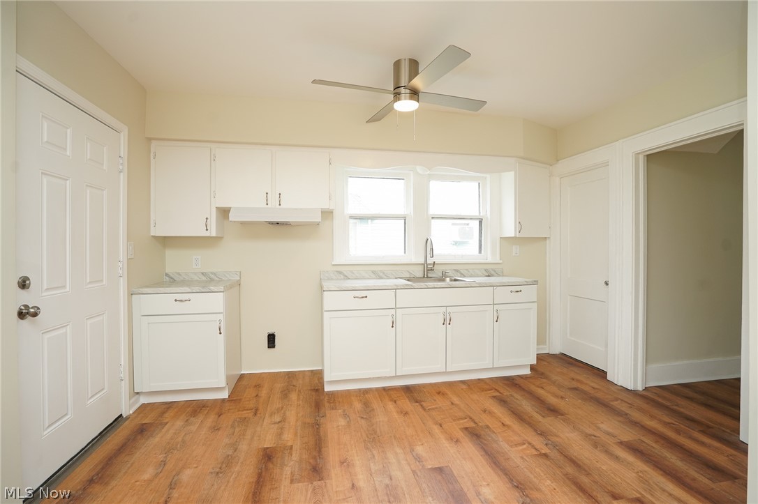 1069 Buena Vista Avenue NE Warren OH 44483