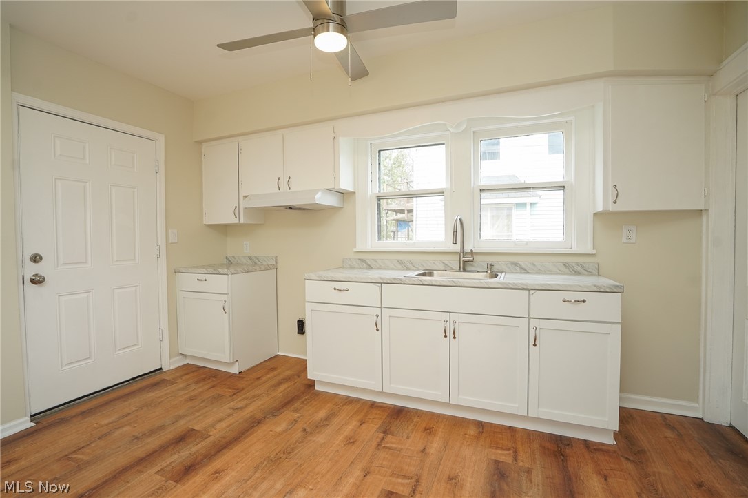 1069 Buena Vista Avenue NE Warren OH 44483