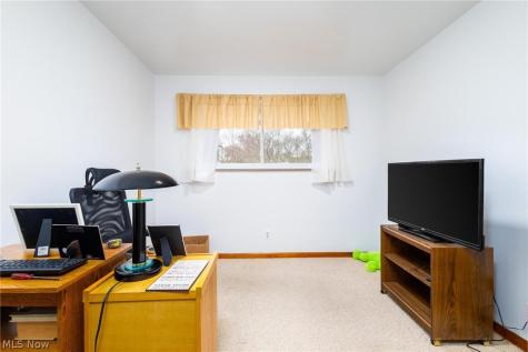 132 Bryden Road Steubenville OH 43953