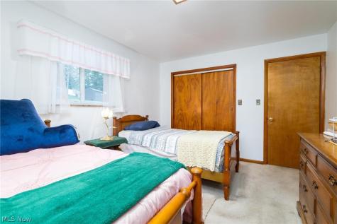 132 Bryden Road Steubenville OH 43953