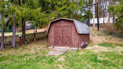 132 Bryden Road Steubenville OH 43953