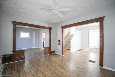 559 E Exchange Street Akron OH 44306