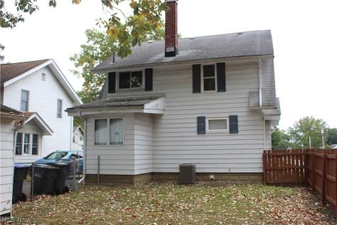 1031 Sackett Avenue Cuyahoga Falls OH 44221