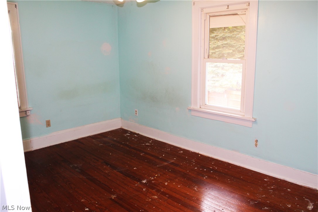 1031 Sackett Avenue Cuyahoga Falls OH 44221