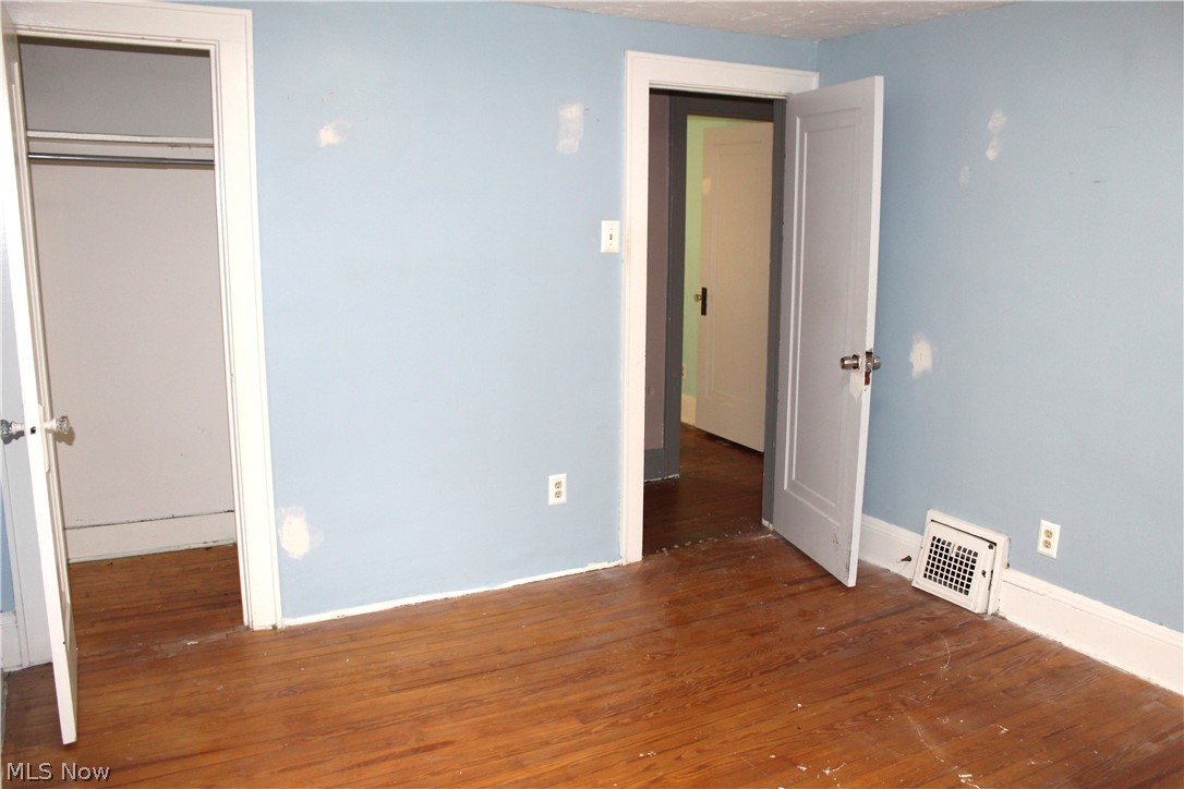 1031 Sackett Avenue Cuyahoga Falls OH 44221