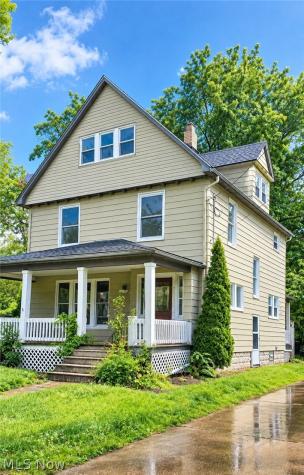 243 S Balch Street Akron OH 44302