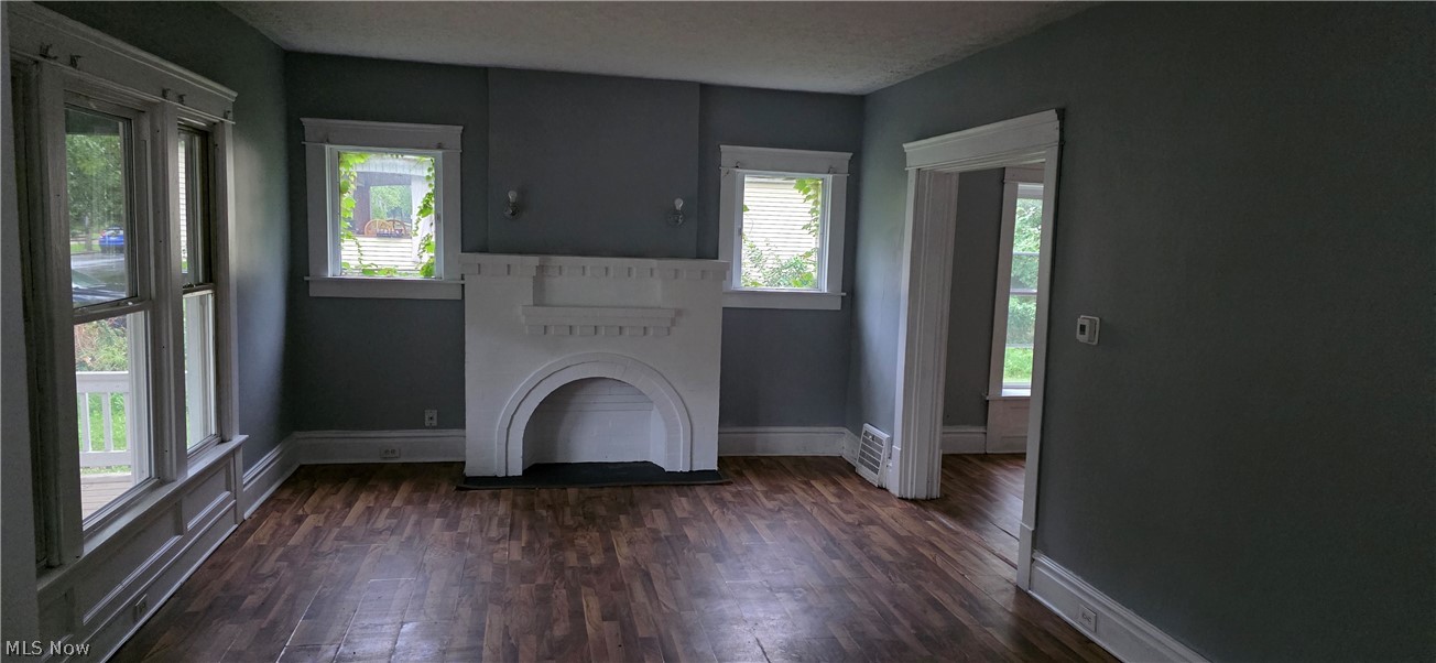 243 S Balch Street Akron OH 44302