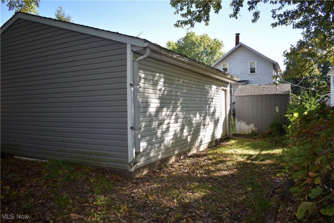 1241 Mcintosh Avenue Akron OH 44314