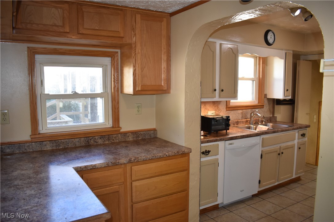 1241 Mcintosh Avenue Akron OH 44314