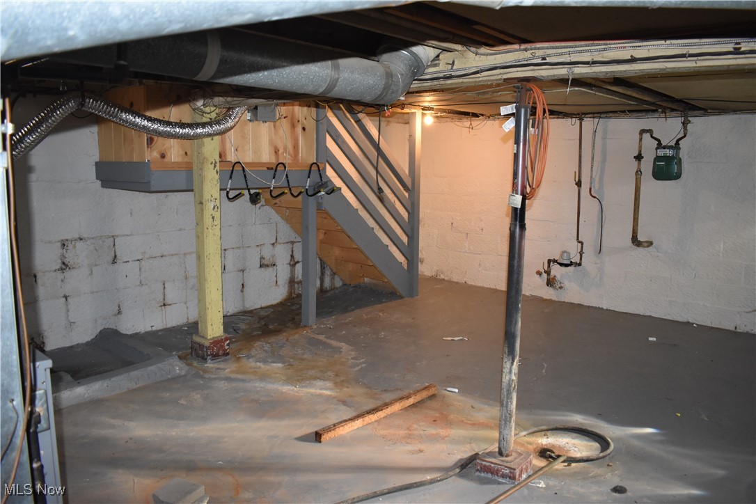 1241 Mcintosh Avenue Akron OH 44314