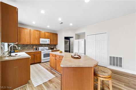 2368 Conrad Street Avon OH 44011