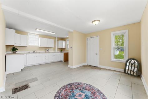 703 Arlington Avenue SW Canton OH 44706