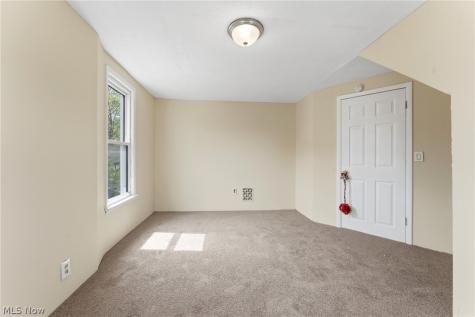 703 Arlington Avenue SW Canton OH 44706