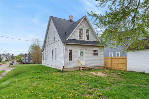 703 Arlington Avenue SW Canton OH 44706