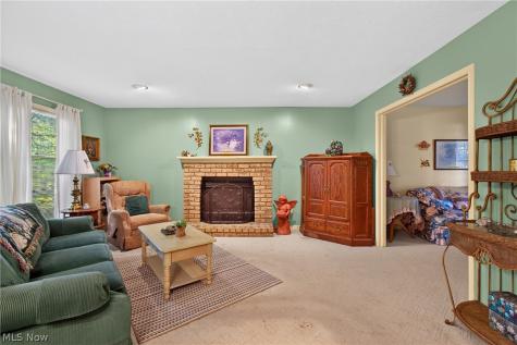 1667 Cadbury Street NW Massillon OH 44646