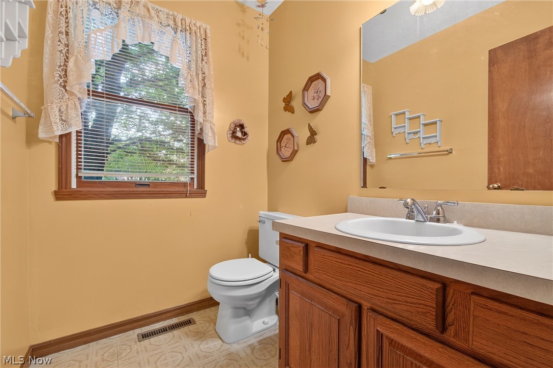 1667 Cadbury Street NW Massillon OH 44646