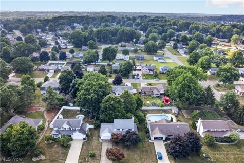 1667 Cadbury Street NW Massillon OH 44646