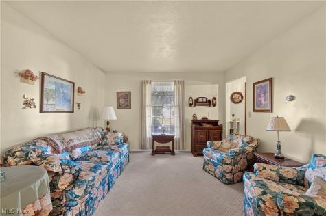 1667 Cadbury Street NW Massillon OH 44646