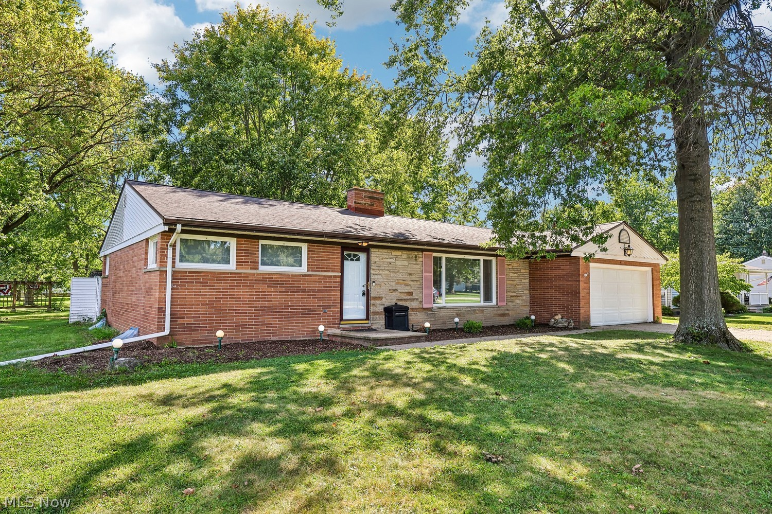 36699 Lakeland Drive Avon OH 44011