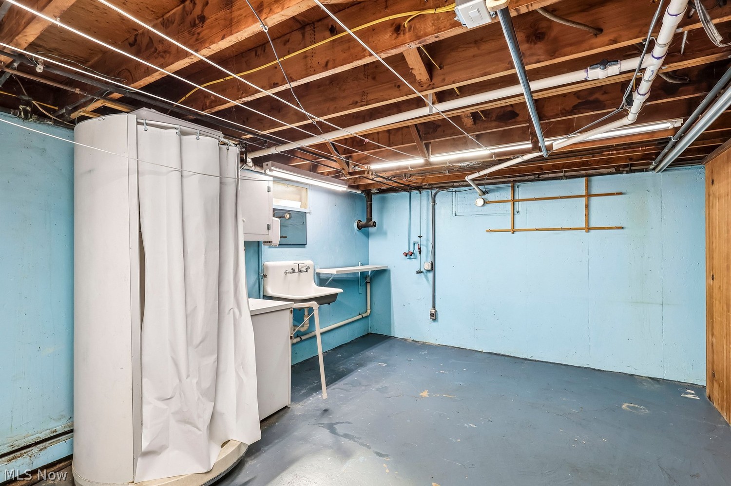36699 Lakeland Drive Avon OH 44011