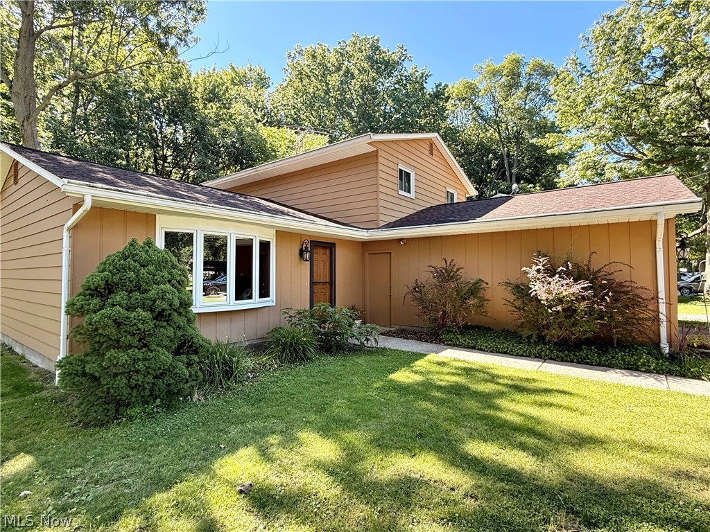 853 Alameda Avenue Sheffield Lake OH 44054