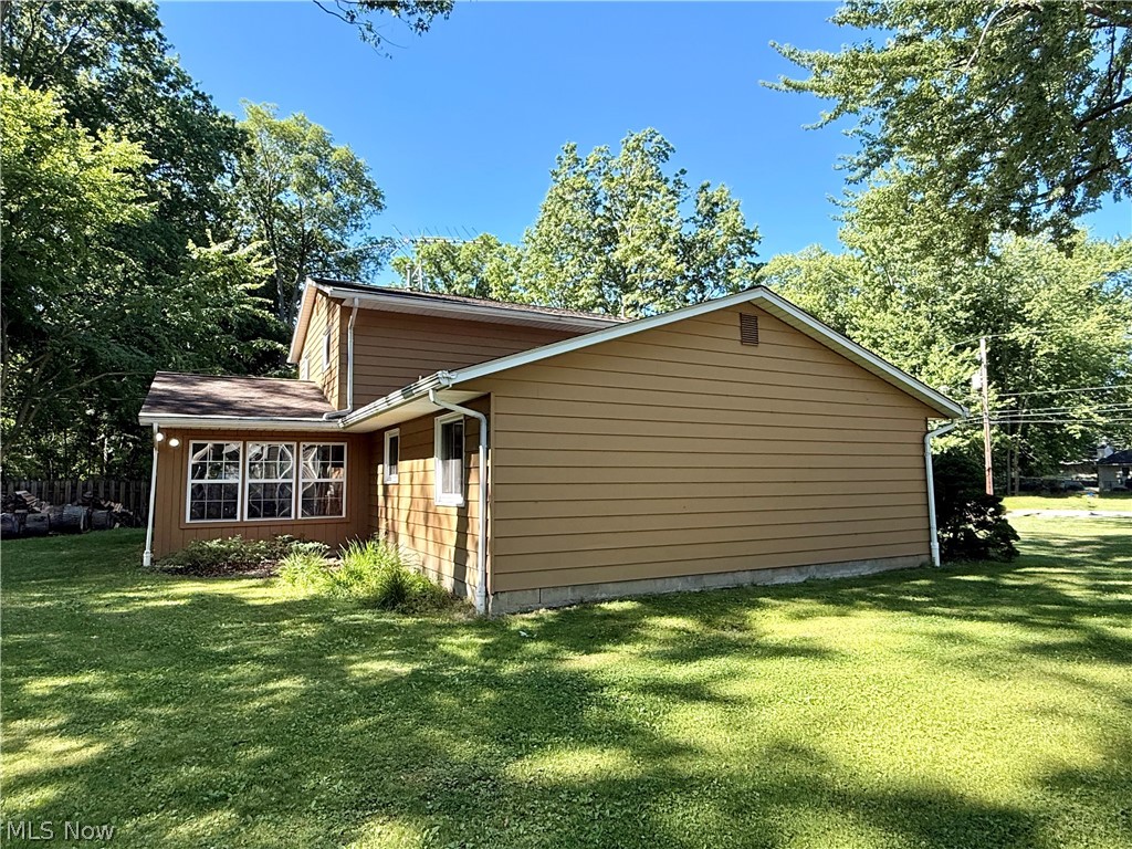 853 Alameda Avenue Sheffield Lake OH 44054