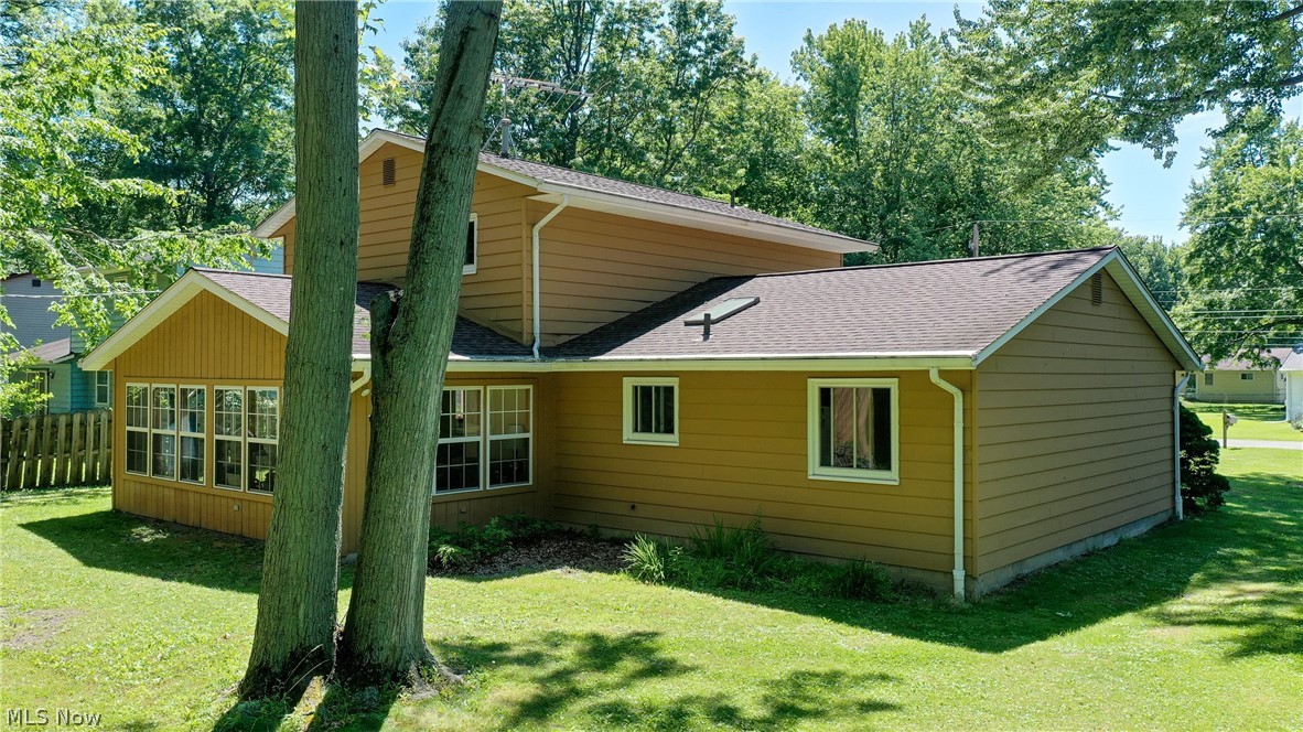 853 Alameda Avenue Sheffield Lake OH 44054