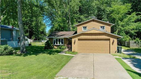 853 Alameda Avenue Sheffield Lake OH 44054