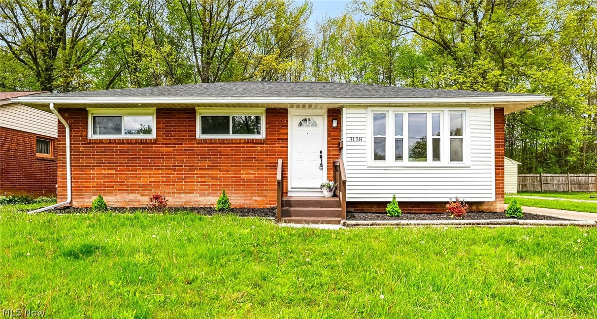 3138 Starlite Drive NW Warren OH 44485